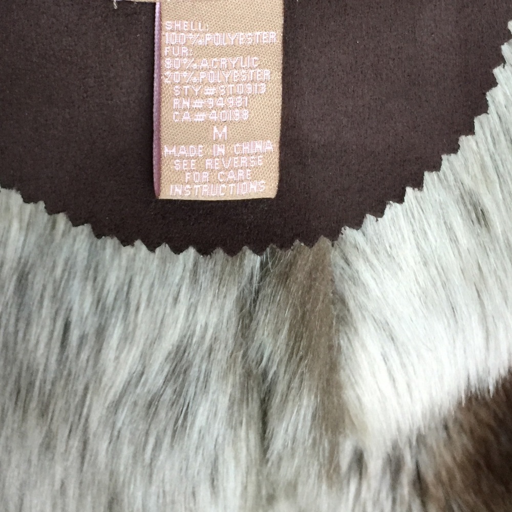 Coat - Picture 4 of 4